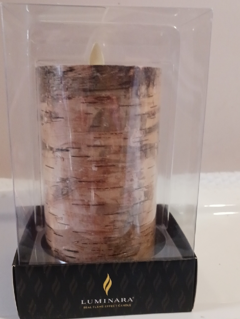 Gorgeous! LUMINARA Birch Bark LED Flameless Candle - Cream & Brown
